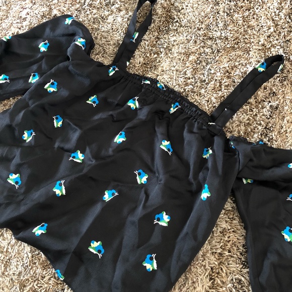 NWT! Urban Outfitters Black and Flower Crop Top! - Picture 3 of 5